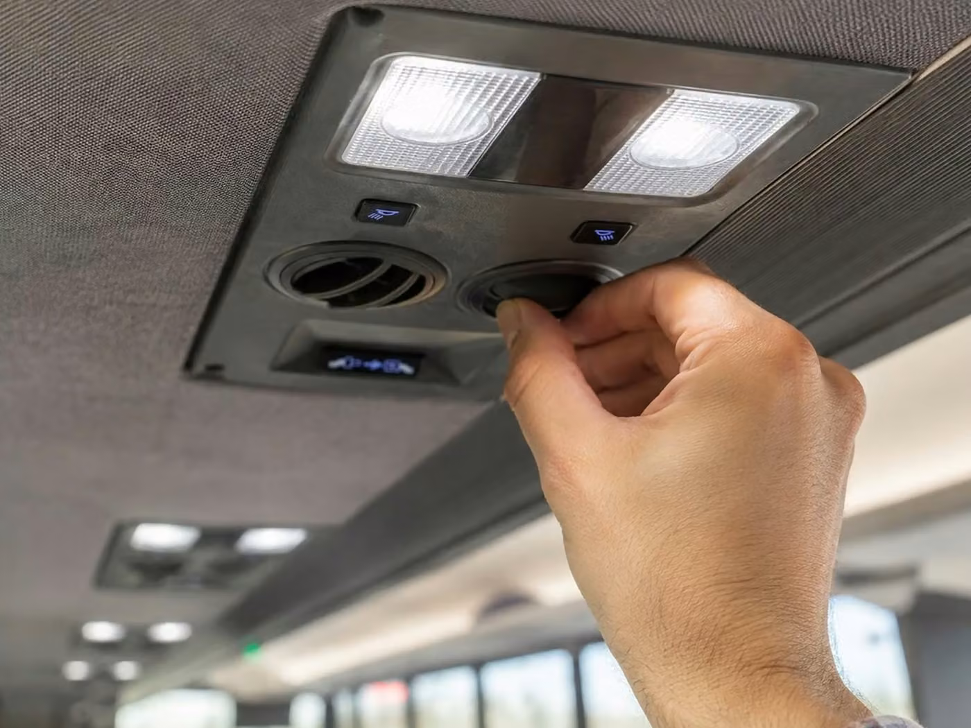 coachella 18 passenger minibus climate control