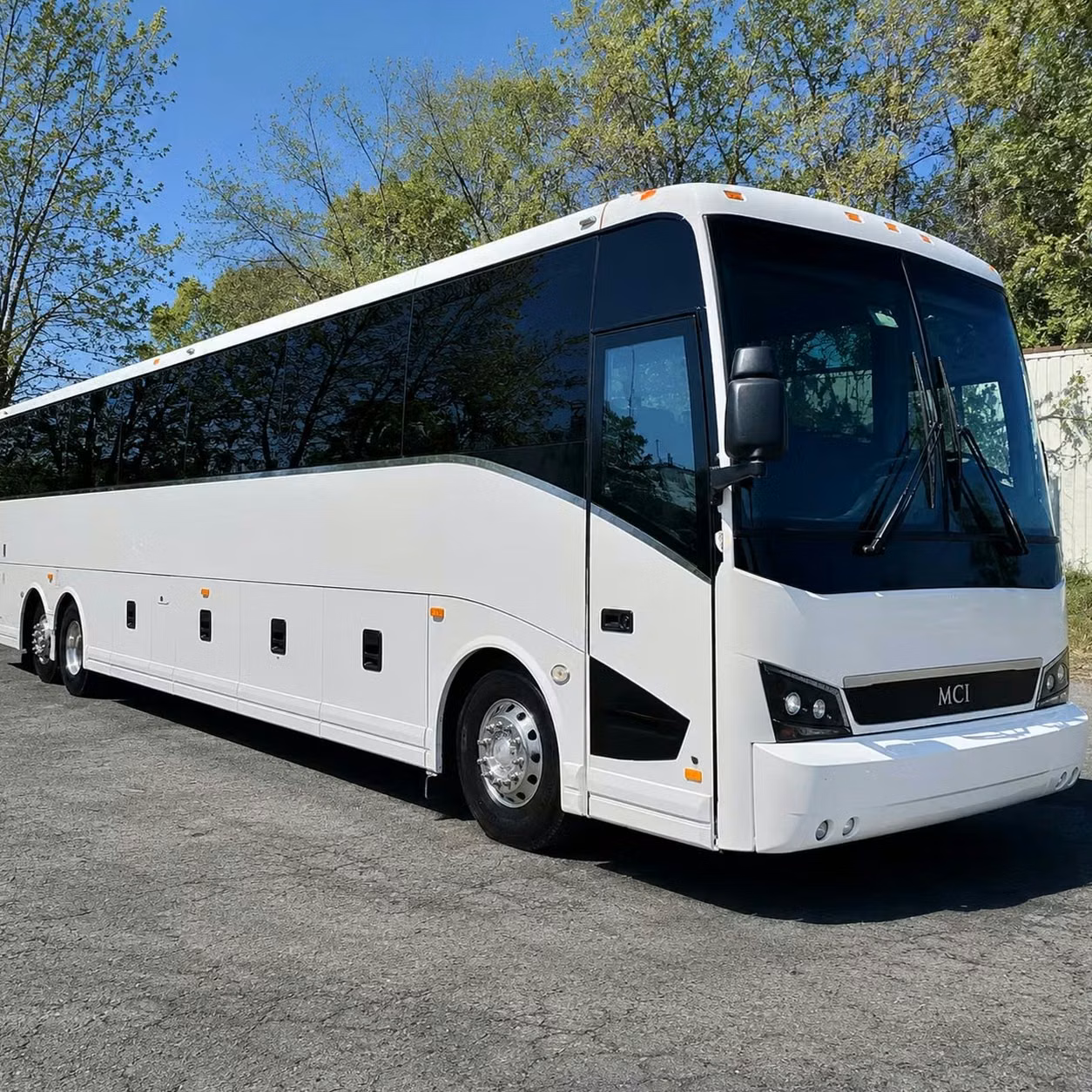 coachella convention shuttle bus rentals in coachella