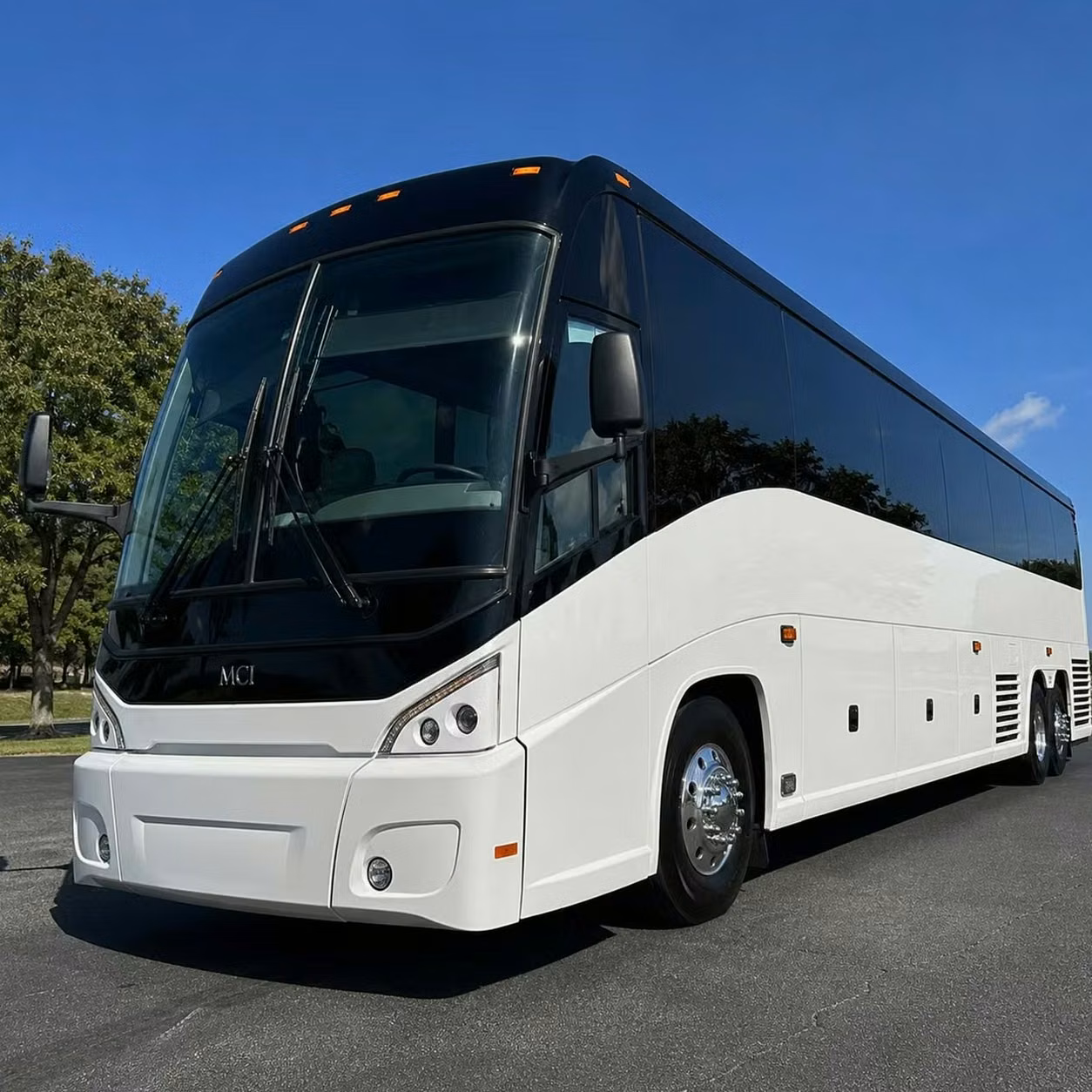 coachella tour buses and airport transfers for performing artists and bands